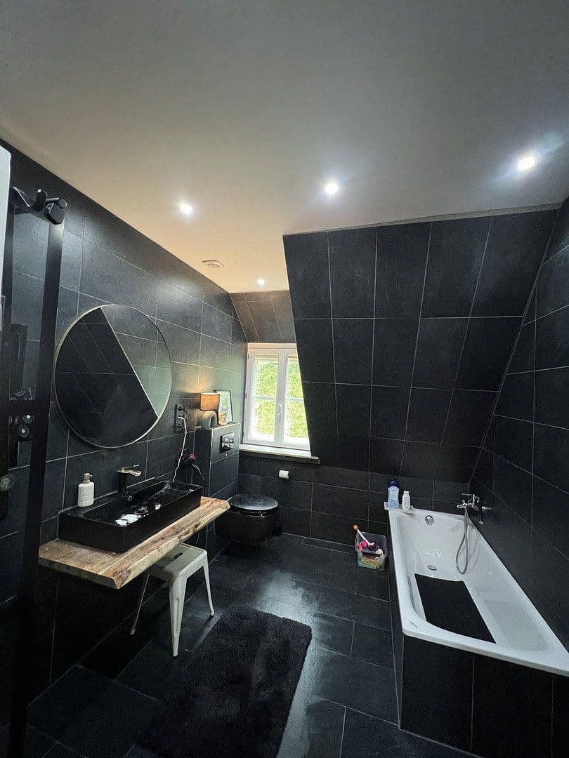 Prodej domu 346 m², pozemek 5.245 m², Bad Essen, Dolní Sasko Prodej domu 346 m², pozemek 5.245 m², Bad Essen, Dolní Sasko