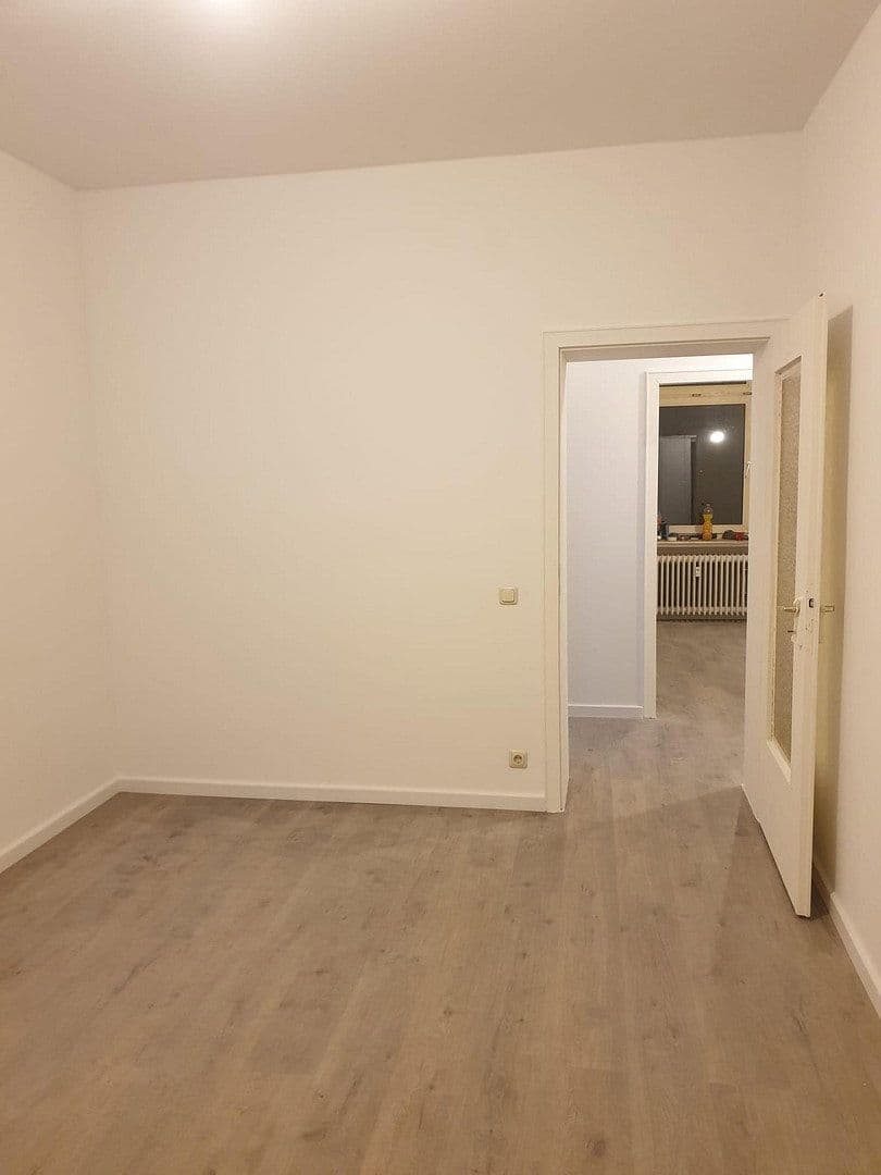 Pronájem bytu 2+1 55 m², Rödiger Str. 72, Wuppertal, Severní Porýní-Vestfálsko Pronájem bytu 2+1 55 m², Rödiger Str. 72, Wuppertal, Severní Porýní-Vestfálsko