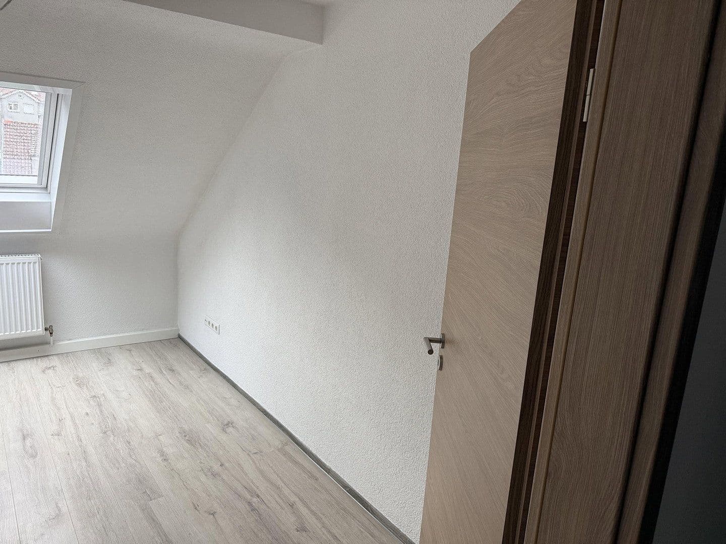 Pronájem bytu 4+1 70 m², König-Karl-Straße 65, Bad Wildbad, Bádensko-Württembersko Pronájem bytu 4+1 70 m², König-Karl-Straße 65, Bad Wildbad, Bádensko-Württembersko