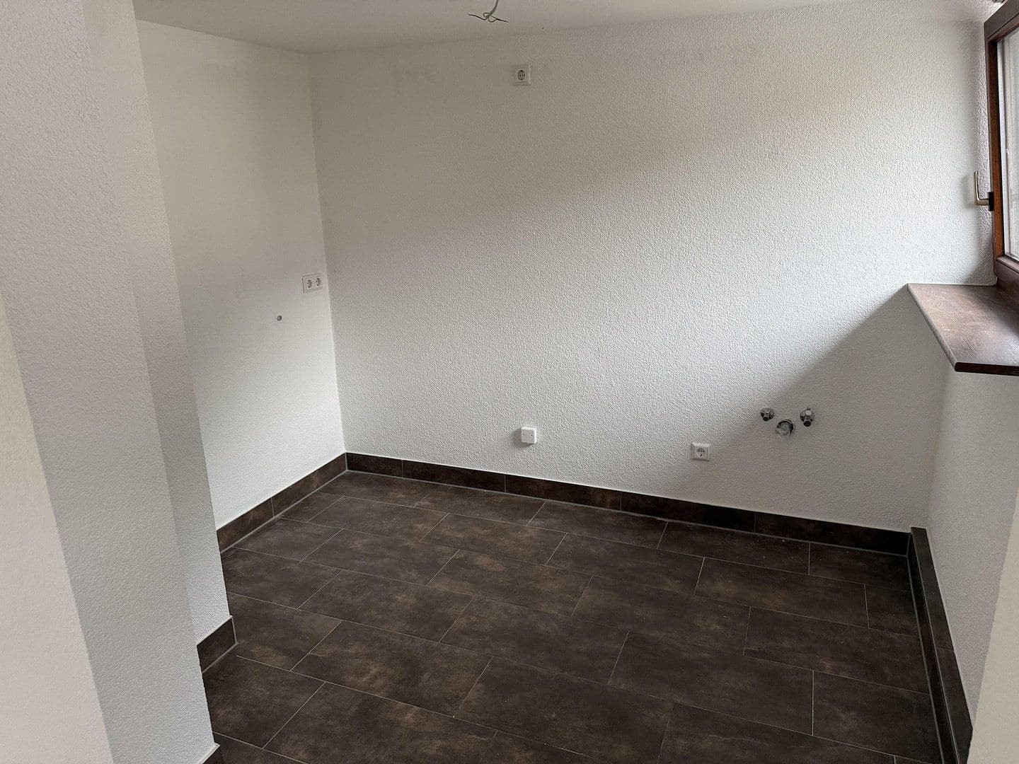 Pronájem bytu 4+1 70 m², König-Karl-Straße 65, Bad Wildbad, Bádensko-Württembersko Pronájem bytu 4+1 70 m², König-Karl-Straße 65, Bad Wildbad, Bádensko-Württembersko