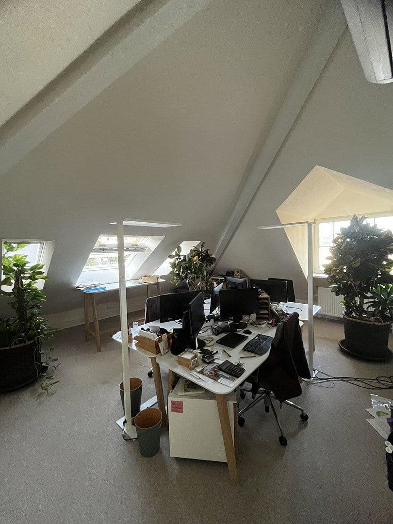 Pronájem kanceláře 304 m², Döppersberg 19, Wuppertal, Severní Porýní-Vestfálsko Pronájem kanceláře 304 m², Döppersberg 19, Wuppertal, Severní Porýní-Vestfálsko