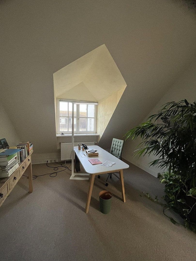 Pronájem kanceláře 304 m², Döppersberg 19, Wuppertal, Severní Porýní-Vestfálsko Pronájem kanceláře 304 m², Döppersberg 19, Wuppertal, Severní Porýní-Vestfálsko