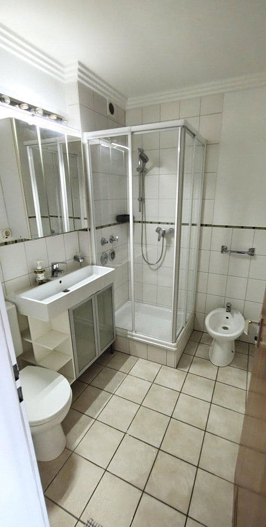 Pronájem bytu 1+1 42 m², München, Bavorsko Pronájem bytu 1+1 42 m², München, Bavorsko