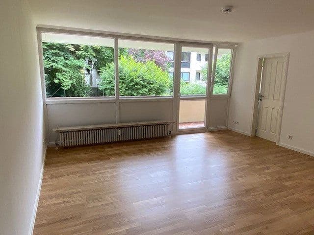 Pronájem bytu 1+1 40 m², Herzog-Johann-Str. 18, München, Bavorsko Pronájem bytu 1+1 40 m², Herzog-Johann-Str. 18, München, Bavorsko