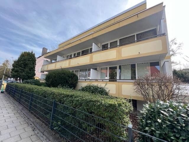 Pronájem bytu 1+1 40 m², Herzog-Johann-Str. 18, München, Bavorsko Pronájem bytu 1+1 40 m², Herzog-Johann-Str. 18, München, Bavorsko