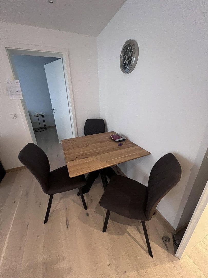 Pronájem bytu 2+1 56 m², Karmelitenstr. 40, Würzburg, Bavorsko Pronájem bytu 2+1 56 m², Karmelitenstr. 40, Würzburg, Bavorsko