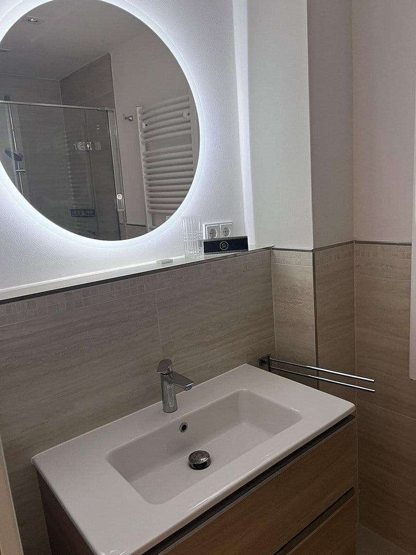 Pronájem bytu 2+1 56 m², Karmelitenstr. 40, Würzburg, Bavorsko Pronájem bytu 2+1 56 m², Karmelitenstr. 40, Würzburg, Bavorsko
