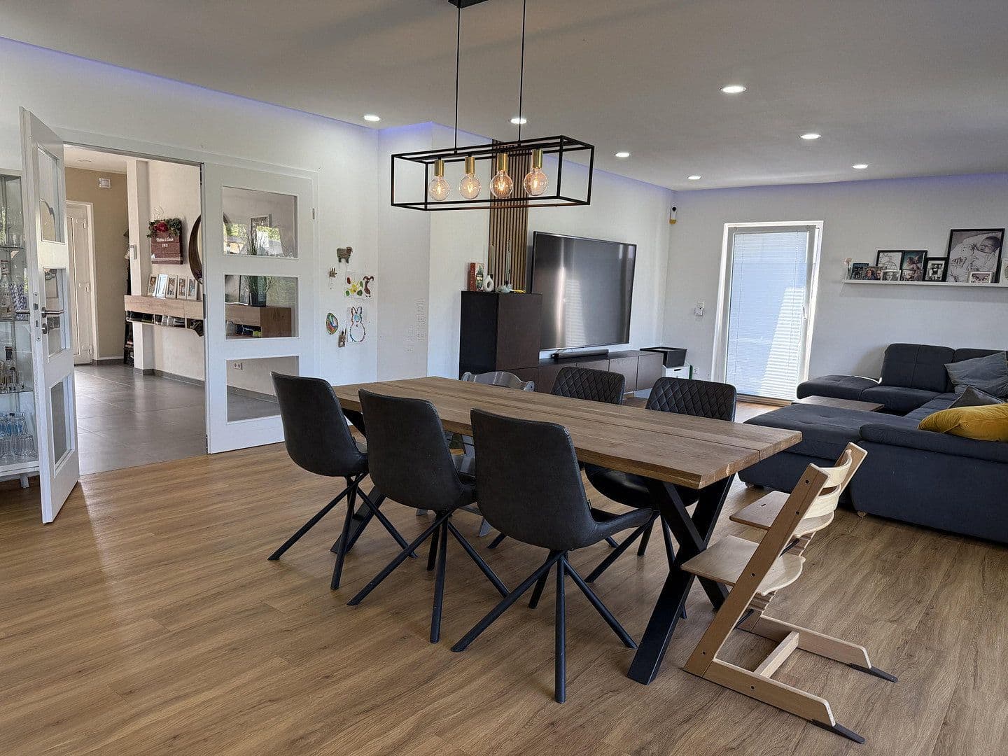 Prodej domu 183 m², pozemek 687 m², Grevenbroich, Severní Porýní-Vestfálsko Prodej domu 183 m², pozemek 687 m², Grevenbroich, Severní Porýní-Vestfálsko