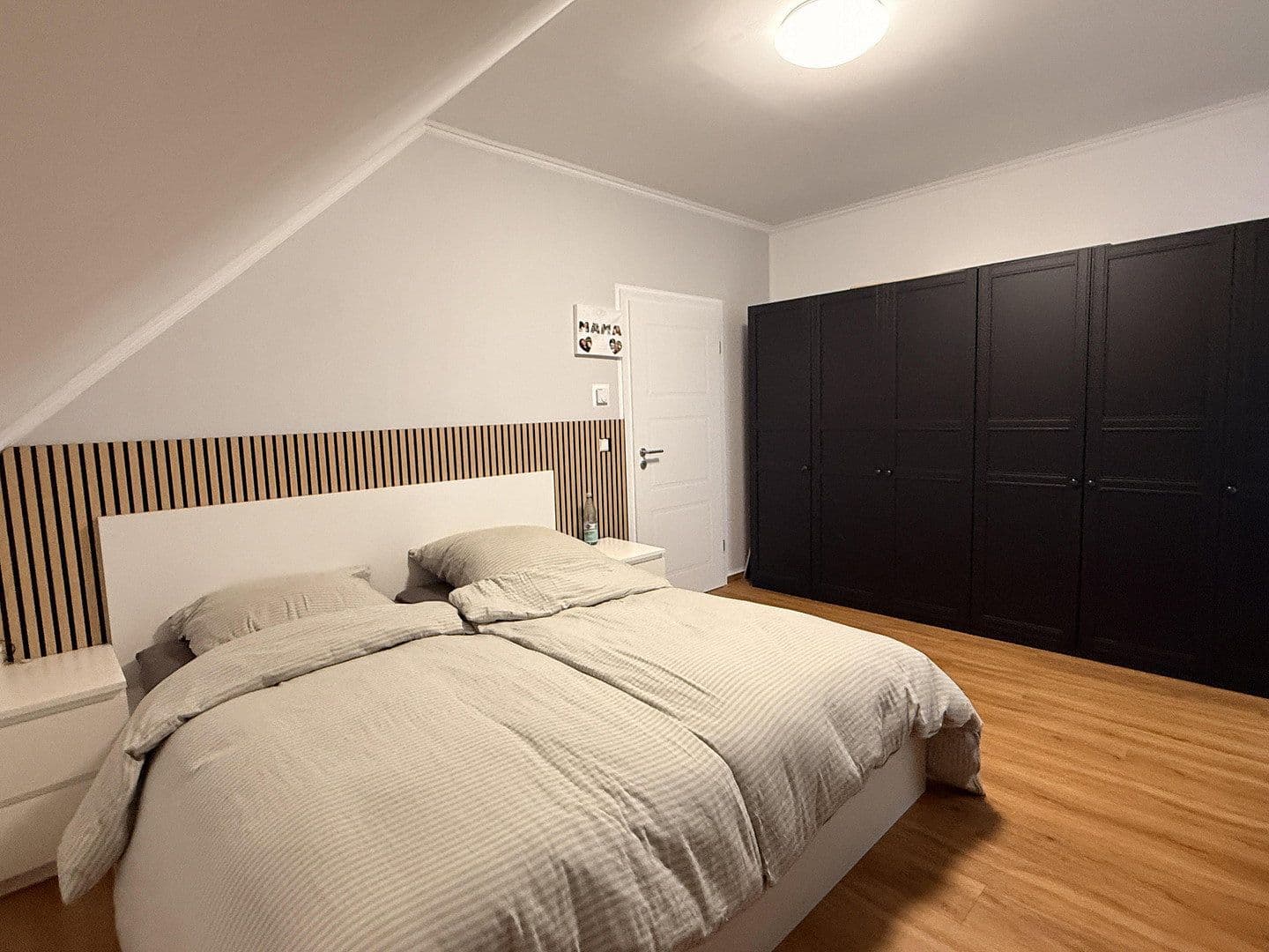 Prodej domu 183 m², pozemek 687 m², Grevenbroich, Severní Porýní-Vestfálsko Prodej domu 183 m², pozemek 687 m², Grevenbroich, Severní Porýní-Vestfálsko