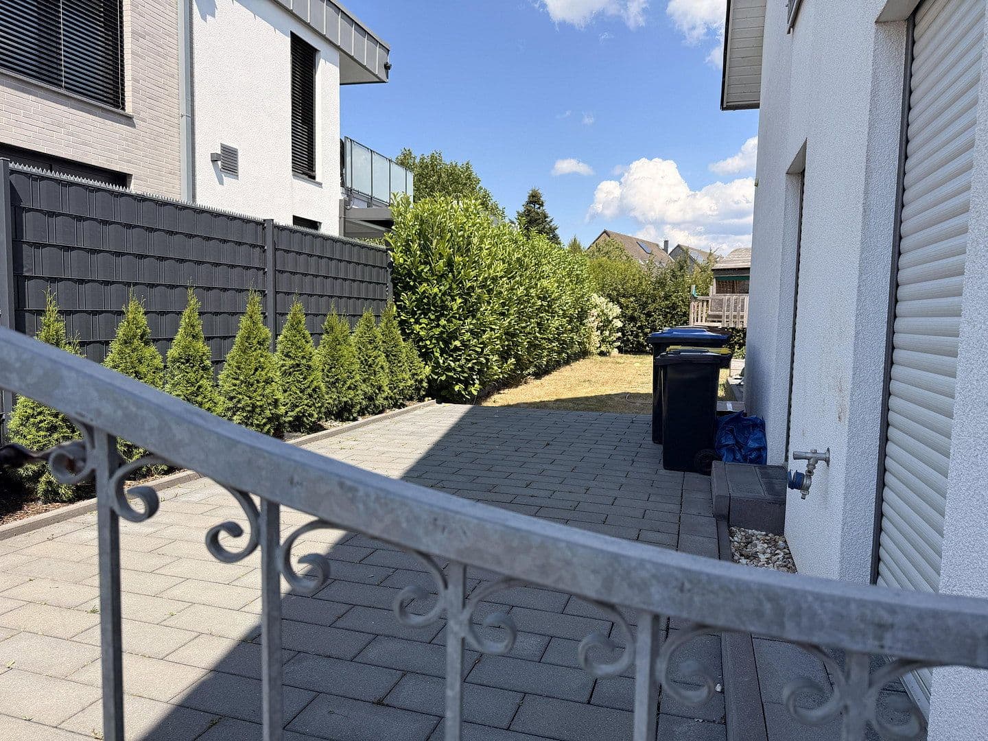 Prodej domu 183 m², pozemek 687 m², Grevenbroich, Severní Porýní-Vestfálsko Prodej domu 183 m², pozemek 687 m², Grevenbroich, Severní Porýní-Vestfálsko