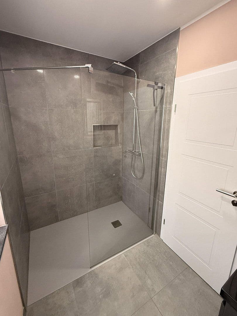Prodej domu 183 m², pozemek 687 m², Grevenbroich, Severní Porýní-Vestfálsko Prodej domu 183 m², pozemek 687 m², Grevenbroich, Severní Porýní-Vestfálsko