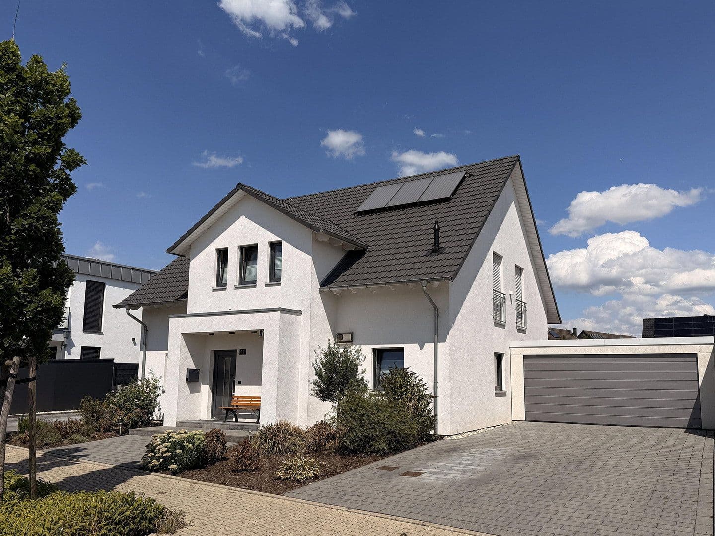 Prodej domu 183 m², pozemek 687 m², Grevenbroich, Severní Porýní-Vestfálsko Prodej domu 183 m², pozemek 687 m², Grevenbroich, Severní Porýní-Vestfálsko