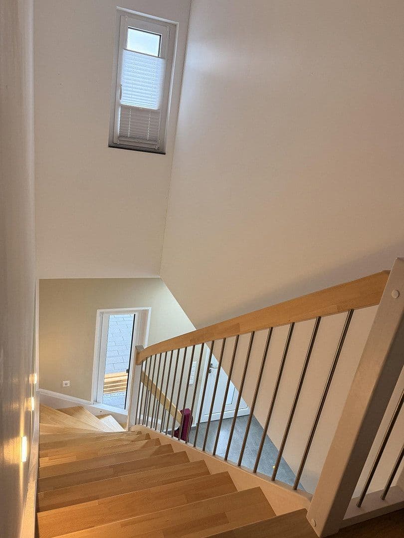 Prodej domu 183 m², pozemek 687 m², Grevenbroich, Severní Porýní-Vestfálsko Prodej domu 183 m², pozemek 687 m², Grevenbroich, Severní Porýní-Vestfálsko
