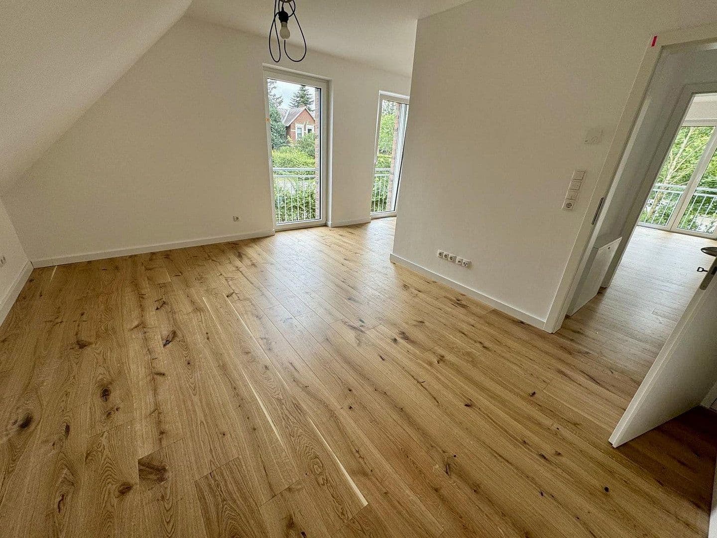 Pronájem domu 170 m², pozemek 355 m², Bönningstedt, Šlesvicko-Holštýnsko Pronájem domu 170 m², pozemek 355 m², Bönningstedt, Šlesvicko-Holštýnsko