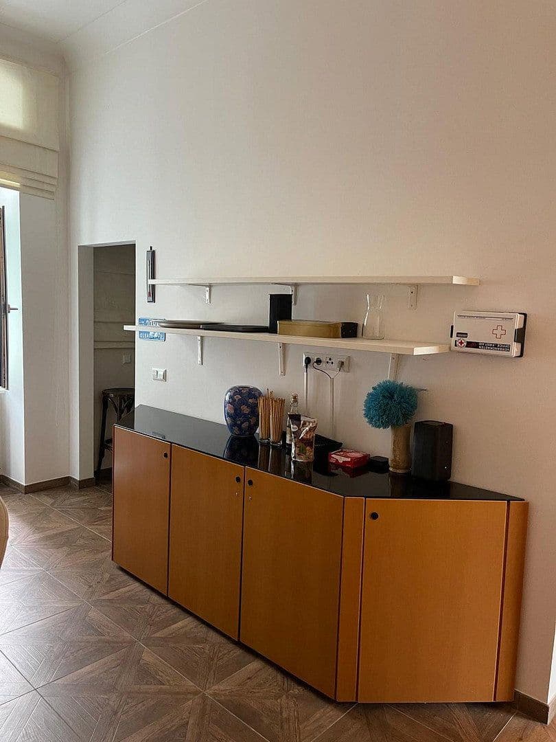 Prodej nebytového prostoru 105 m², Berlin, Berlín Prodej nebytového prostoru 105 m², Berlin, Berlín