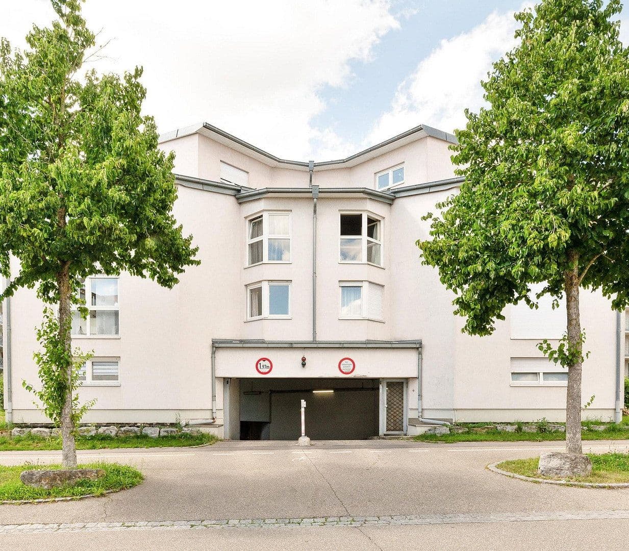 Pronájem bytu 3+kk 110 m², Leonberg, Bádensko-Württembersko Pronájem bytu 3+kk 110 m², Leonberg, Bádensko-Württembersko