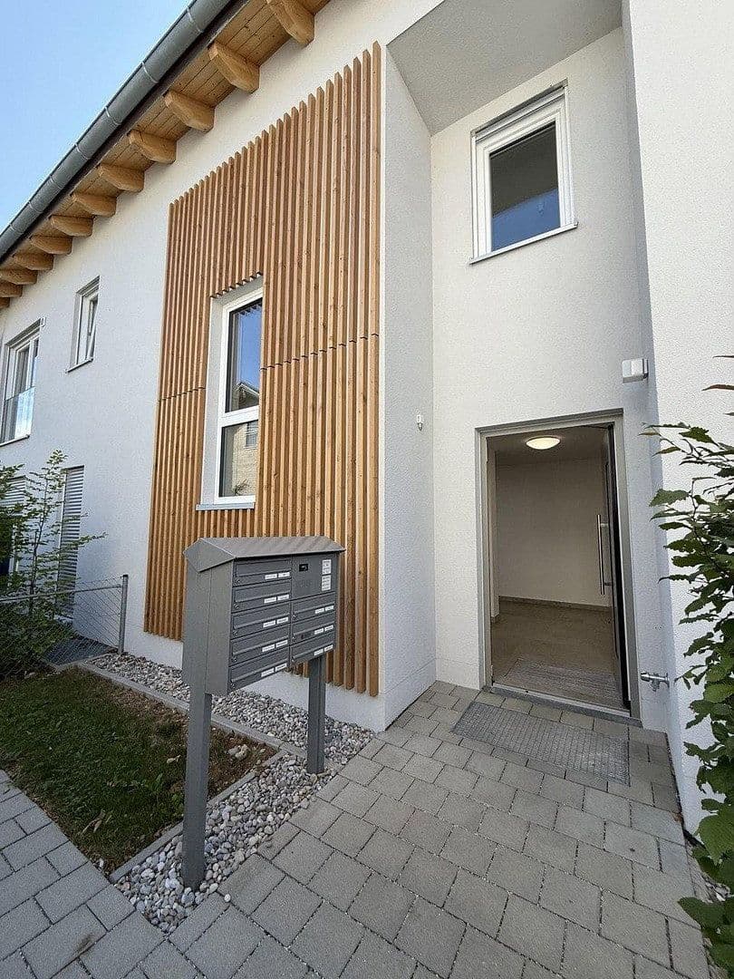Pronájem bytu 2+1 57 m², Stumbeckbreite 15, Höhenkirchen-Siegertsbrunn, Bavorsko Pronájem bytu 2+1 57 m², Stumbeckbreite 15, Höhenkirchen-Siegertsbrunn, Bavorsko