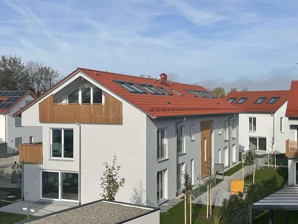 Pronájem bytu 2+1 57 m², Stumbeckbreite 15, Höhenkirchen-Siegertsbrunn, Bavorsko Pronájem bytu 2+1 57 m², Stumbeckbreite 15, Höhenkirchen-Siegertsbrunn, Bavorsko