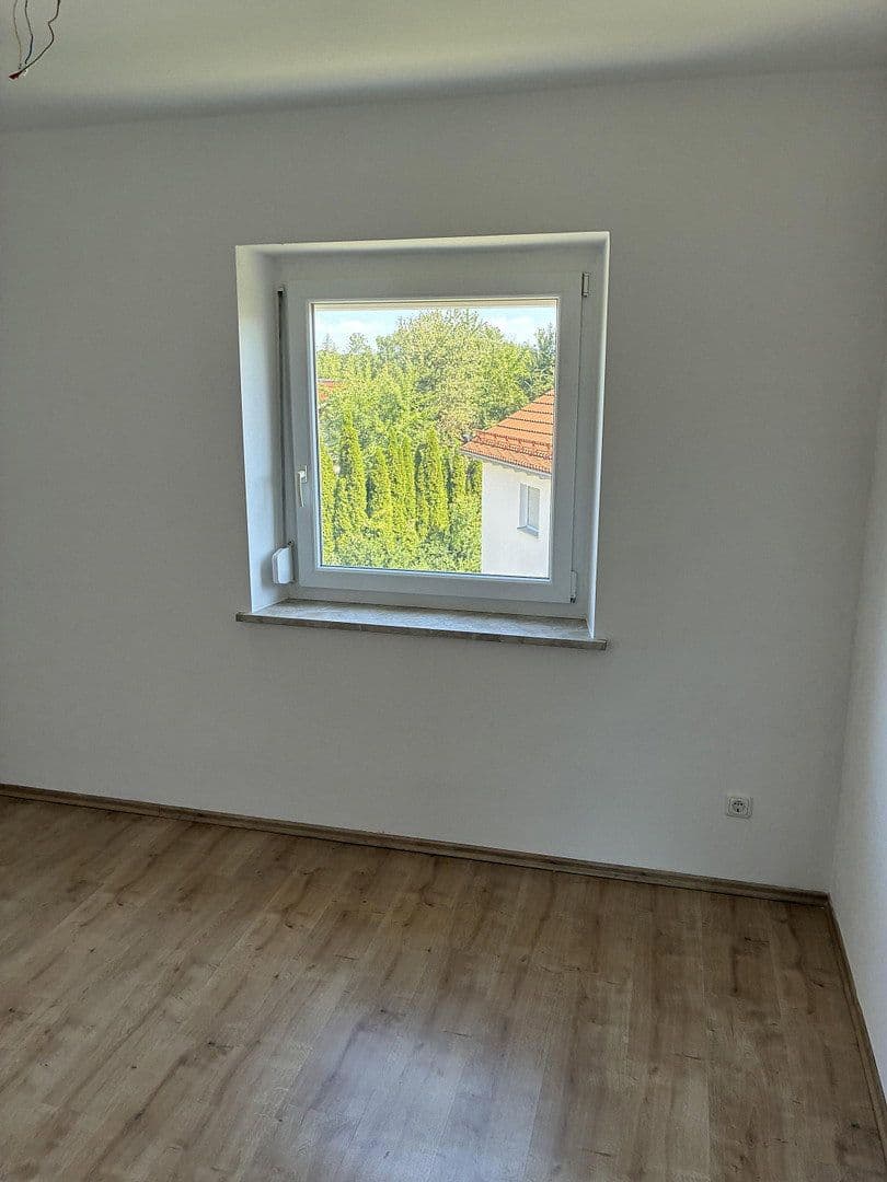 Pronájem bytu 3+1 63 m², Alfred-Drexel-Str. 14, Türkheim, Bavorsko Pronájem bytu 3+1 63 m², Alfred-Drexel-Str. 14, Türkheim, Bavorsko
