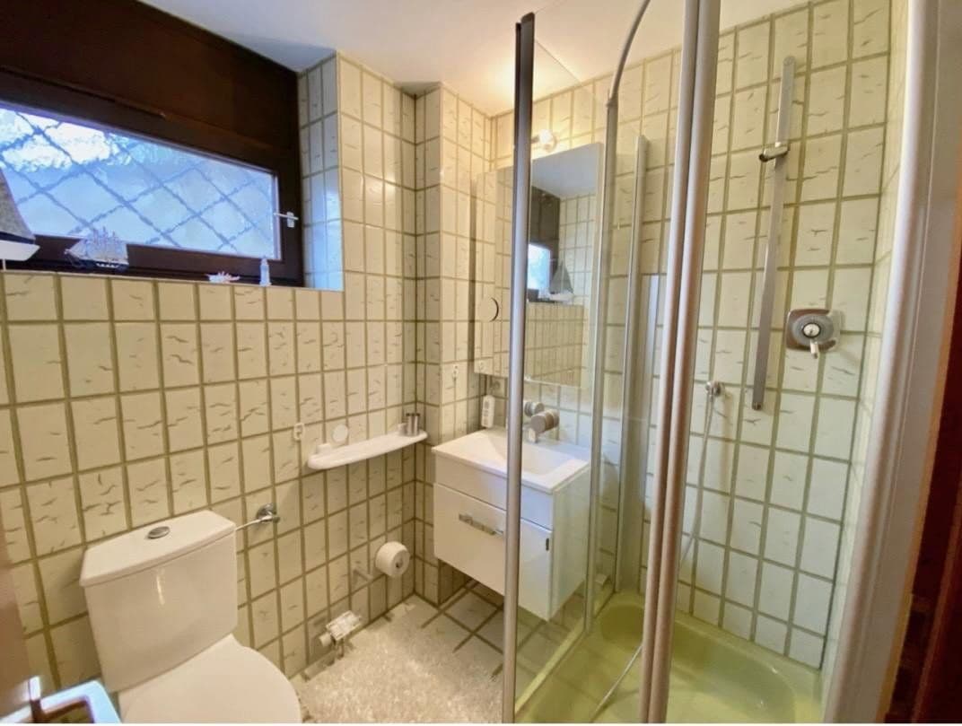 Prodej domu 168 m², pozemek 301 m², Leonberg, Bádensko-Württembersko Prodej domu 168 m², pozemek 301 m², Leonberg, Bádensko-Württembersko