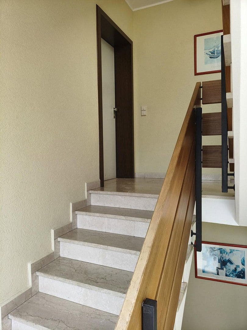 Prodej bytu 2+1 60 m², Angerstraße 19a, Holzminden, Dolní Sasko Prodej bytu 2+1 60 m², Angerstraße 19a, Holzminden, Dolní Sasko