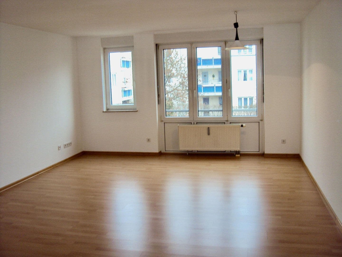 Pronájem bytu 1+1 38 m², Unterschleissheim, Bavorsko Pronájem bytu 1+1 38 m², Unterschleissheim, Bavorsko