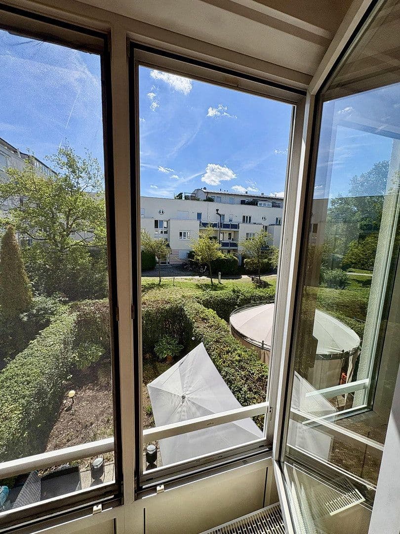 Pronájem bytu 1+1 38 m², Unterschleissheim, Bavorsko Pronájem bytu 1+1 38 m², Unterschleissheim, Bavorsko