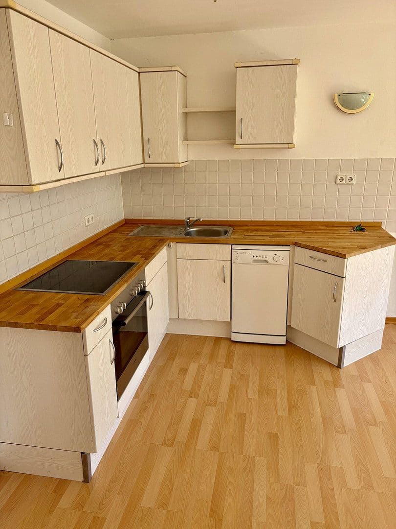 Pronájem bytu 1+1 38 m², Unterschleissheim, Bavorsko Pronájem bytu 1+1 38 m², Unterschleissheim, Bavorsko