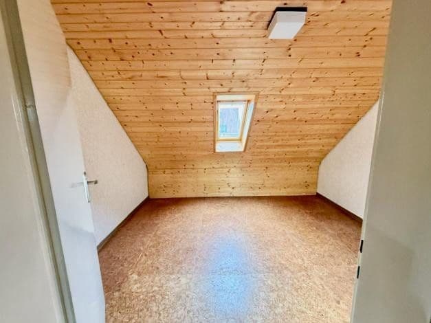 Prodej domu 169 m², pozemek 690 m², Geislingen an der Steige, Bádensko-Württembersko Prodej domu 169 m², pozemek 690 m², Geislingen an der Steige, Bádensko-Württembersko