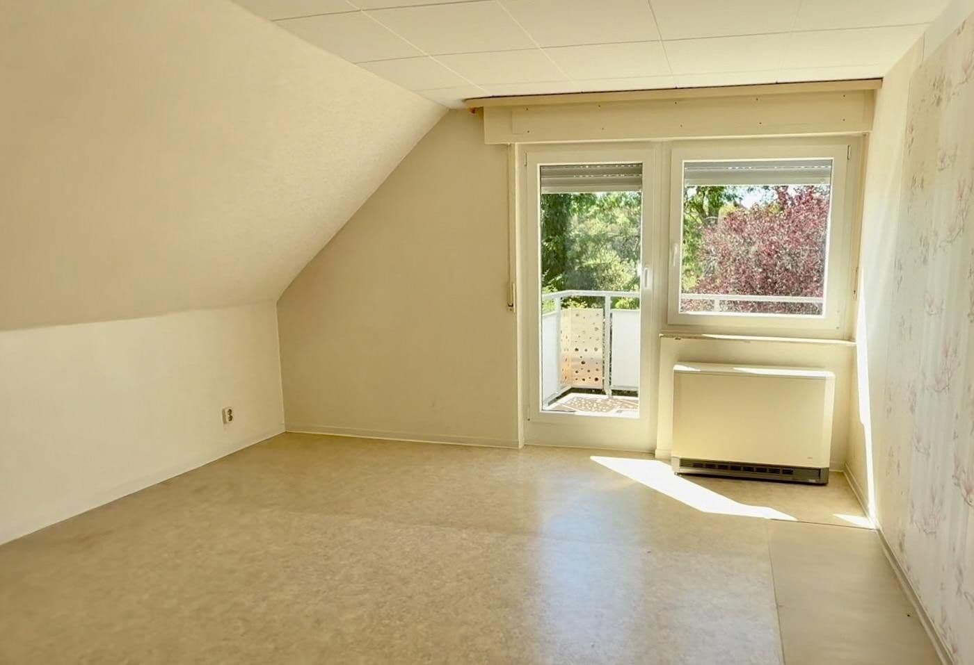 Prodej domu 169 m², pozemek 690 m², Geislingen an der Steige, Bádensko-Württembersko Prodej domu 169 m², pozemek 690 m², Geislingen an der Steige, Bádensko-Württembersko