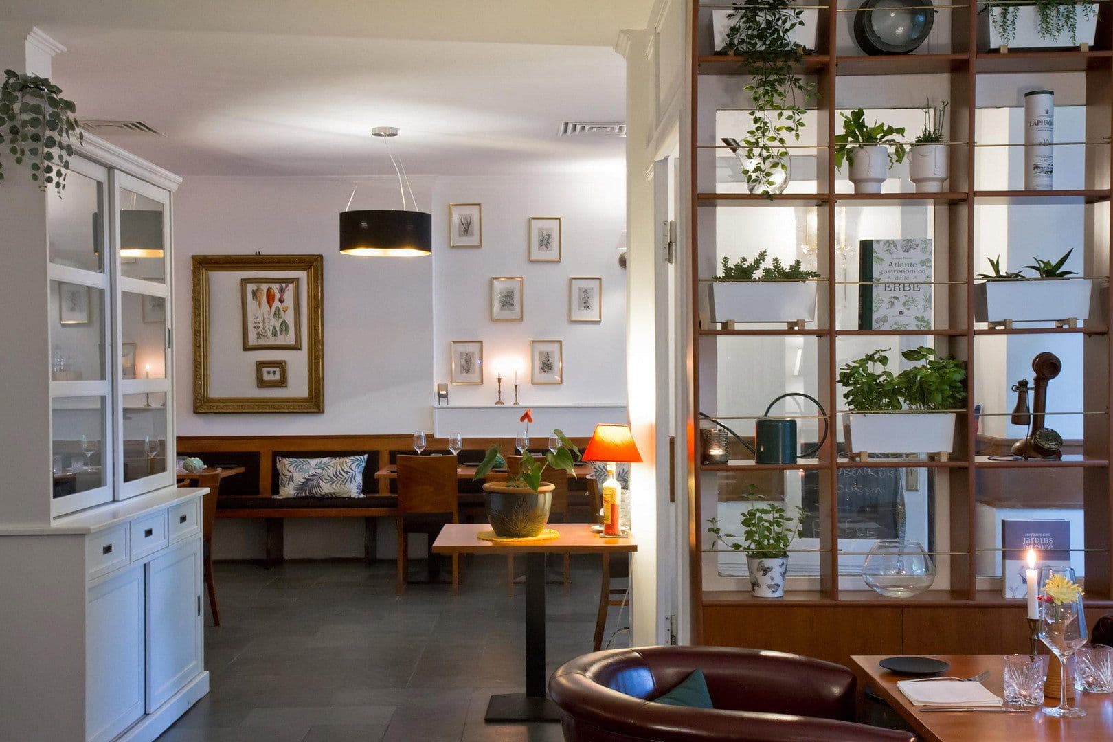 Pronájem nebytového prostoru 130 m², Berlin, Berlín Pronájem nebytového prostoru 130 m², Berlin, Berlín