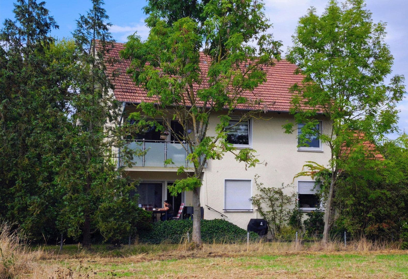 Prodej domu 231 m², pozemek 1.750 m², Bünde, Severní Porýní-Vestfálsko Prodej domu 231 m², pozemek 1.750 m², Bünde, Severní Porýní-Vestfálsko
