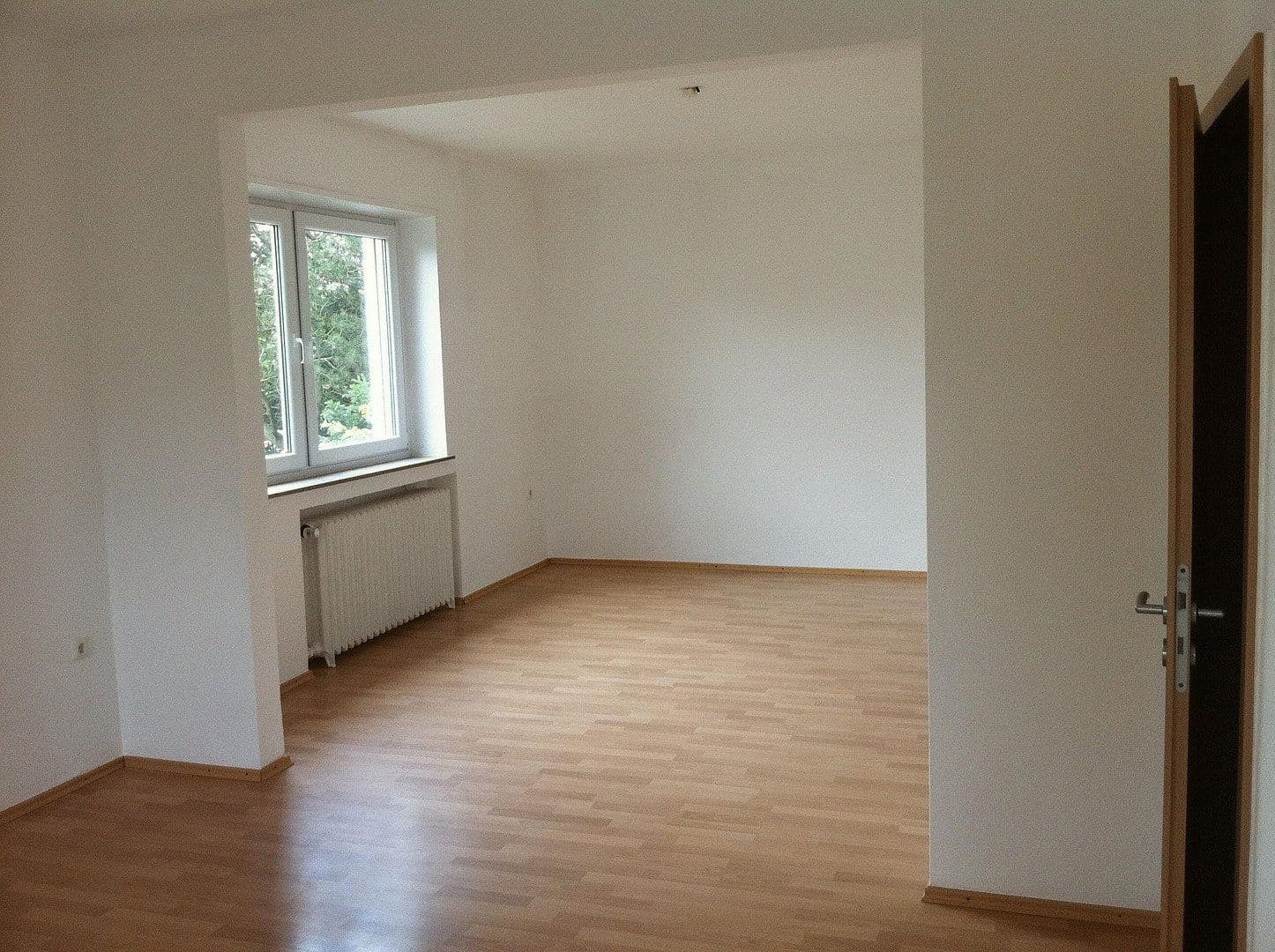 Prodej domu 231 m², pozemek 1.750 m², Bünde, Severní Porýní-Vestfálsko Prodej domu 231 m², pozemek 1.750 m², Bünde, Severní Porýní-Vestfálsko