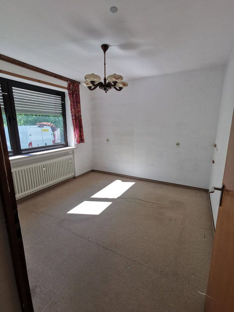Prodej domu 196 m², pozemek 447 m², Limburg an der Lahn, Hessen Prodej domu 196 m², pozemek 447 m², Limburg an der Lahn, Hessen