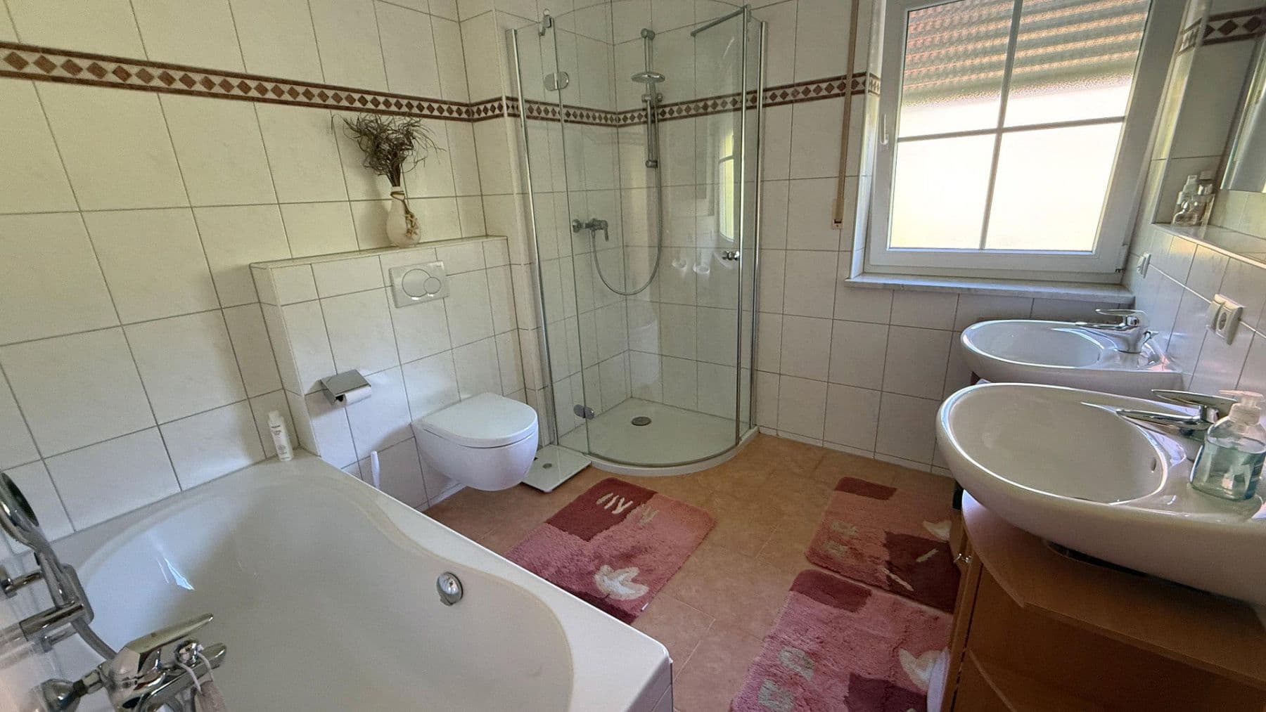 Prodej domu 137 m², pozemek 150 m², Graf-Tattenbach-Weg 4a, Eurasburg, Bavorsko Prodej domu 137 m², pozemek 150 m², Graf-Tattenbach-Weg 4a, Eurasburg, Bavorsko