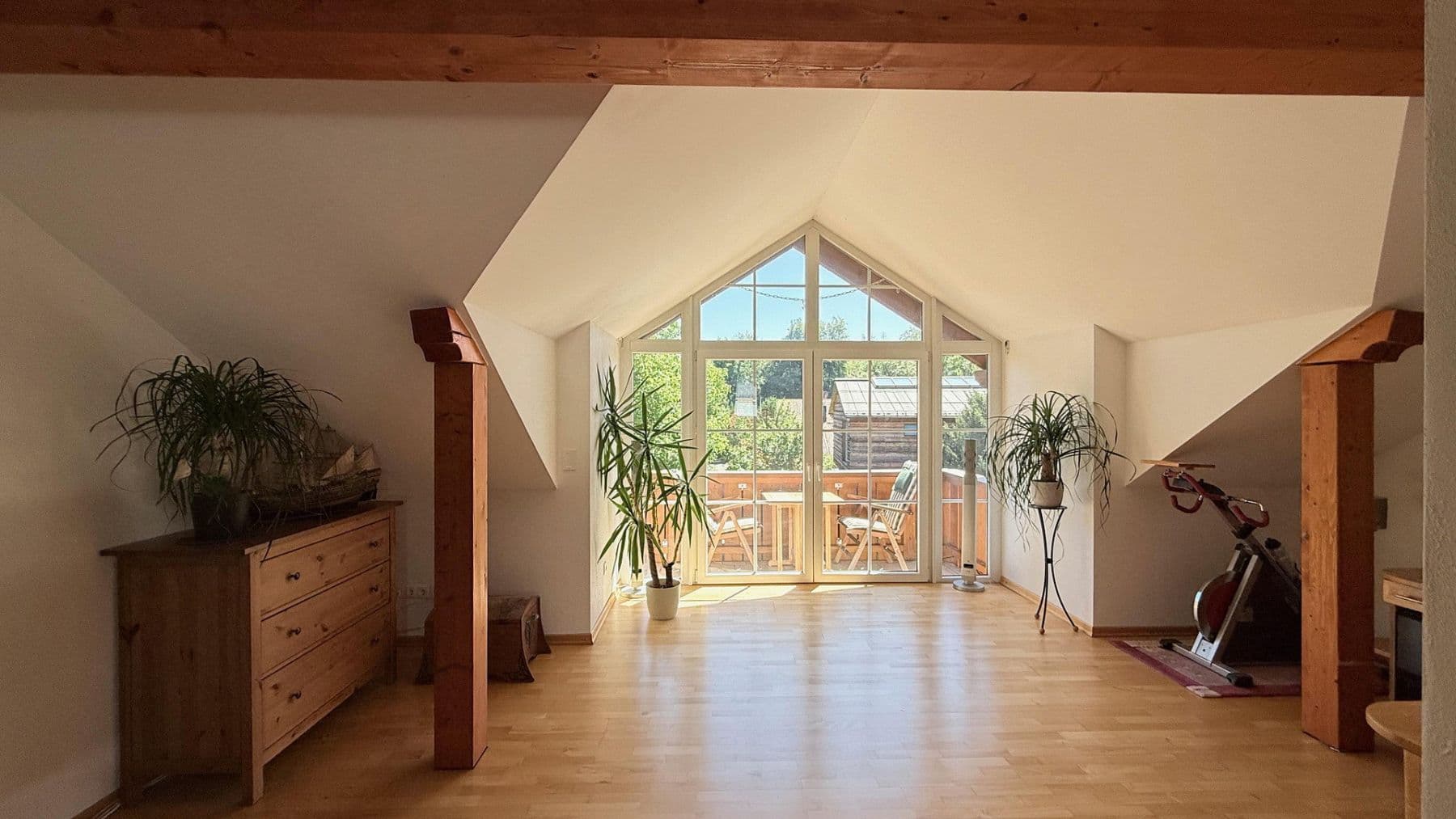Prodej domu 137 m², pozemek 150 m², Graf-Tattenbach-Weg 4a, Eurasburg, Bavorsko Prodej domu 137 m², pozemek 150 m², Graf-Tattenbach-Weg 4a, Eurasburg, Bavorsko
