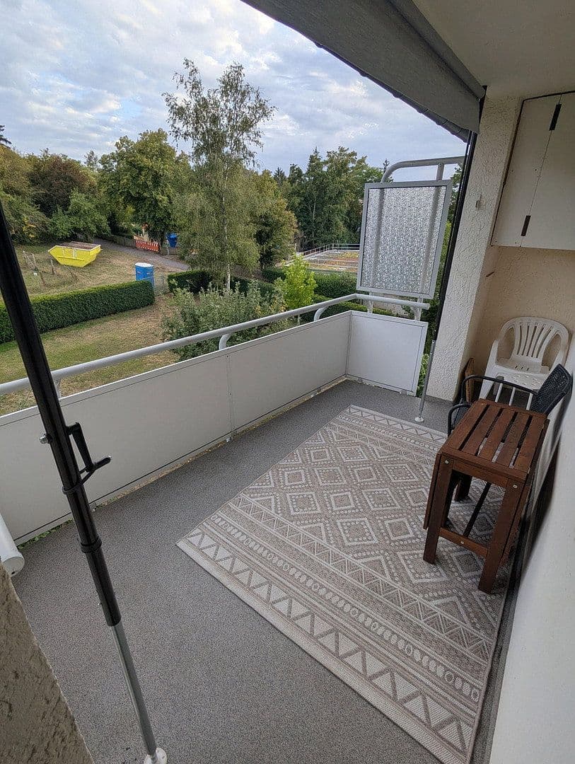 Pronájem bytu 2+1 60 m², Goldmühlestr. 32, Sindelfingen, Bádensko-Württembersko Pronájem bytu 2+1 60 m², Goldmühlestr. 32, Sindelfingen, Bádensko-Württembersko