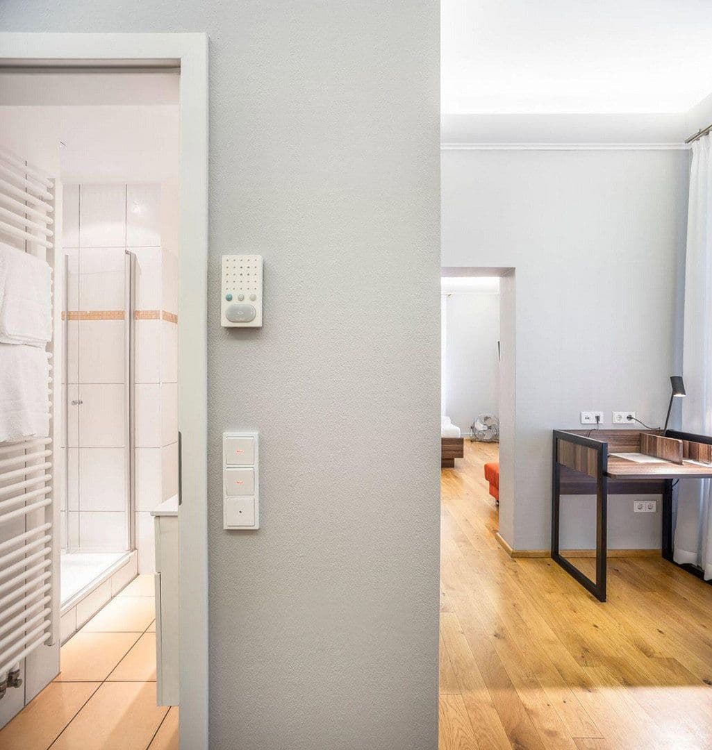 Pronájem bytu 1+1 33 m², Rohrbacher Str. 32, Heidelberg, Bádensko-Württembersko Pronájem bytu 1+1 33 m², Rohrbacher Str. 32, Heidelberg, Bádensko-Württembersko
