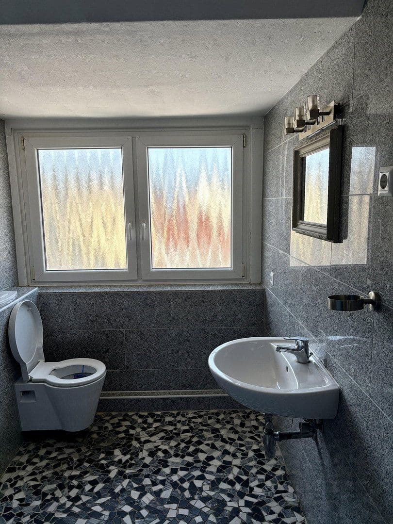 Pronájem bytu 3+1 68 m², Kanalstraße 5, Bremerhaven, Bremen Pronájem bytu 3+1 68 m², Kanalstraße 5, Bremerhaven, Bremen