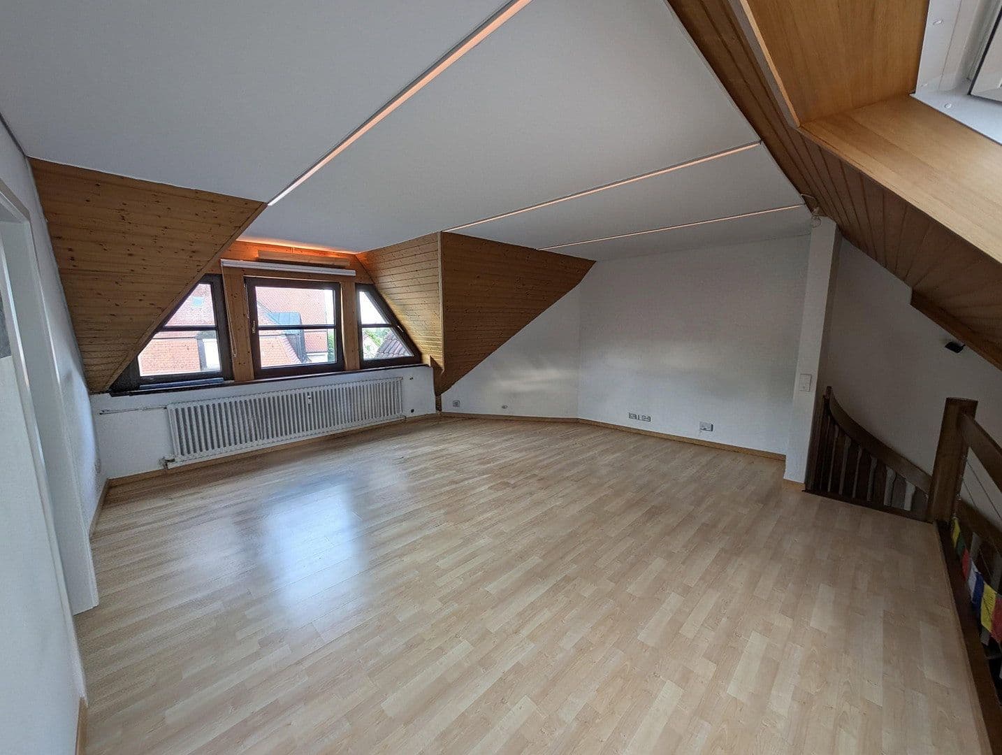 Pronájem bytu 2+kk 70 m², Filderstadt, Bádensko-Württembersko Pronájem bytu 2+kk 70 m², Filderstadt, Bádensko-Württembersko