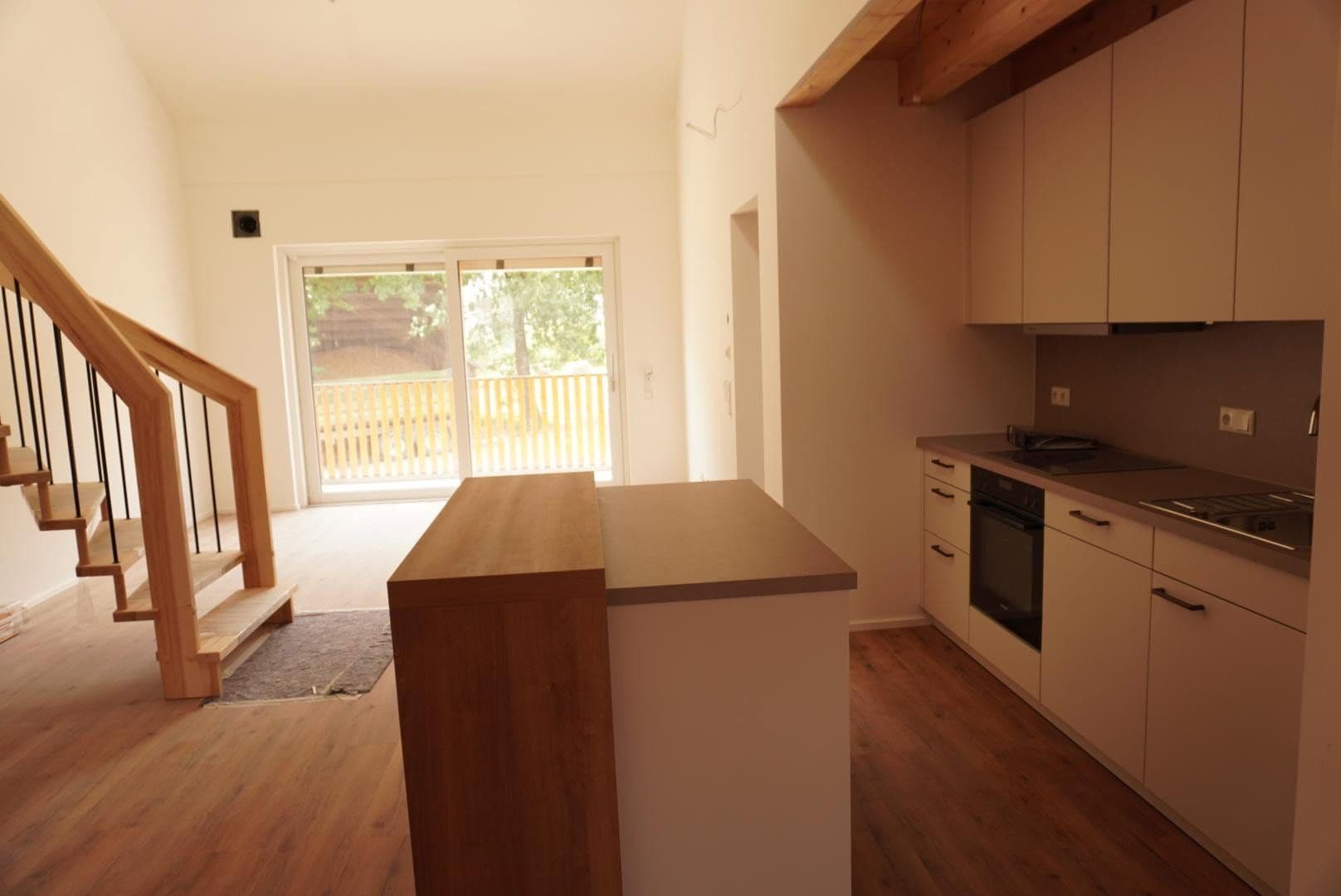 Pronájem bytu 3+1 90 m², Gütlbauerweg 12, Passau, Bavorsko Pronájem bytu 3+1 90 m², Gütlbauerweg 12, Passau, Bavorsko