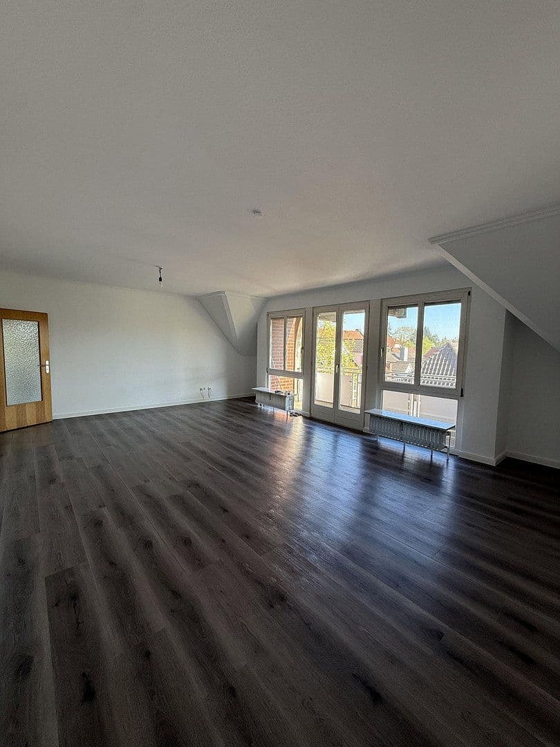 Pronájem bytu 4+1 138 m², Rotenburg, Dolní Sasko Pronájem bytu 4+1 138 m², Rotenburg, Dolní Sasko
