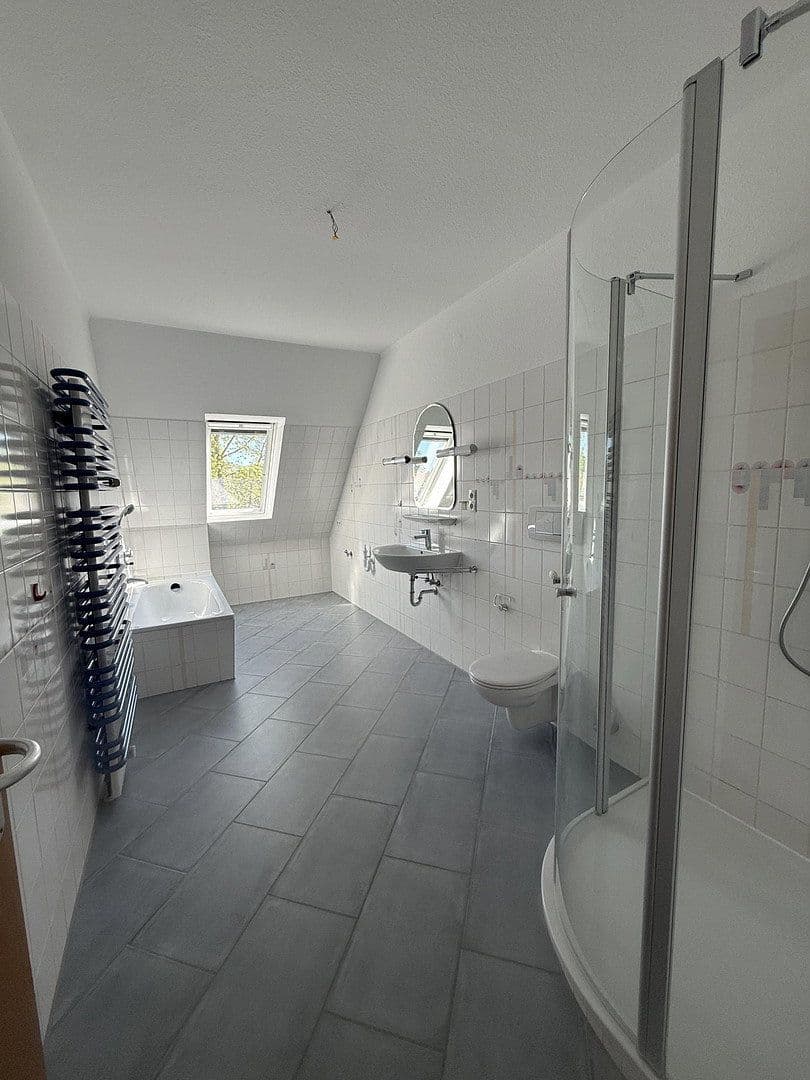 Pronájem bytu 4+1 138 m², Rotenburg, Dolní Sasko Pronájem bytu 4+1 138 m², Rotenburg, Dolní Sasko