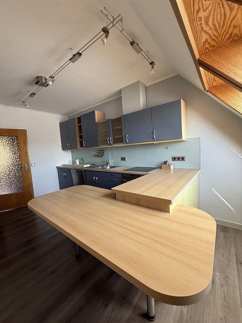 Pronájem bytu 4+1 138 m², Rotenburg, Dolní Sasko Pronájem bytu 4+1 138 m², Rotenburg, Dolní Sasko