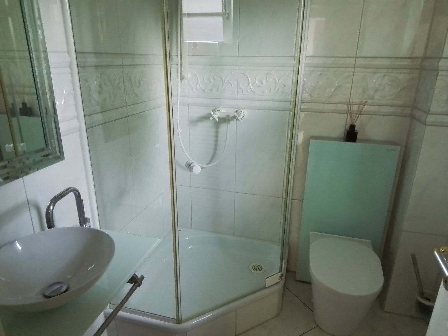 Prodej domu 130 m², pozemek 804 m², Mülheim an der Ruhr, Severní Porýní-Vestfálsko Prodej domu 130 m², pozemek 804 m², Mülheim an der Ruhr, Severní Porýní-Vestfálsko