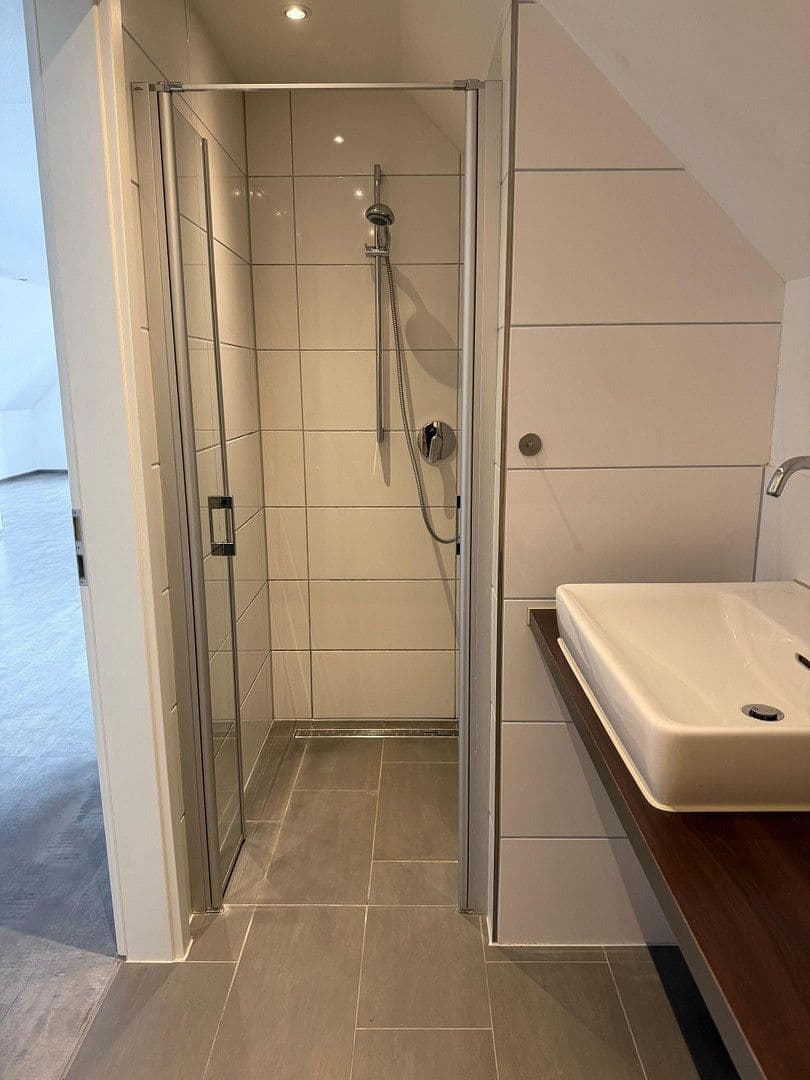 Pronájem bytu 1+1 106 m², Heddesheim, Bádensko-Württembersko Pronájem bytu 1+1 106 m², Heddesheim, Bádensko-Württembersko