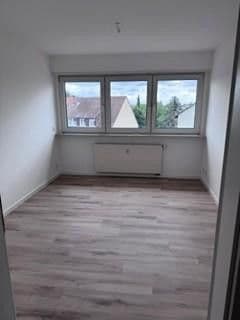 Pronájem bytu 3+kk 87 m², Ilvesheim, Bádensko-Württembersko Pronájem bytu 3+kk 87 m², Ilvesheim, Bádensko-Württembersko