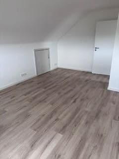 Pronájem bytu 3+kk 87 m², Ilvesheim, Bádensko-Württembersko Pronájem bytu 3+kk 87 m², Ilvesheim, Bádensko-Württembersko