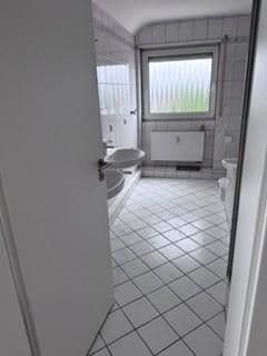 Pronájem bytu 3+kk 87 m², Ilvesheim, Bádensko-Württembersko Pronájem bytu 3+kk 87 m², Ilvesheim, Bádensko-Württembersko
