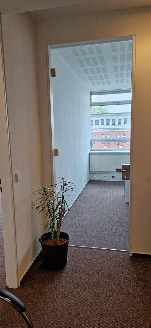 Pronájem kanceláře 200 m², Paul-Nevermann-Platz 5, Hamburg, Hamburg Pronájem kanceláře 200 m², Paul-Nevermann-Platz 5, Hamburg, Hamburg